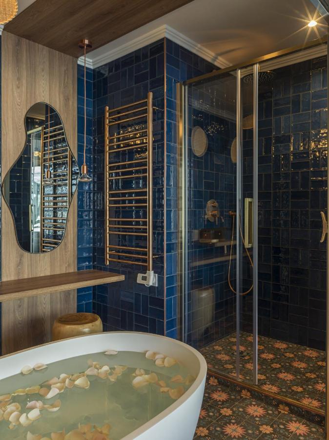 The Blue Alma Eiffel Tower Appartement